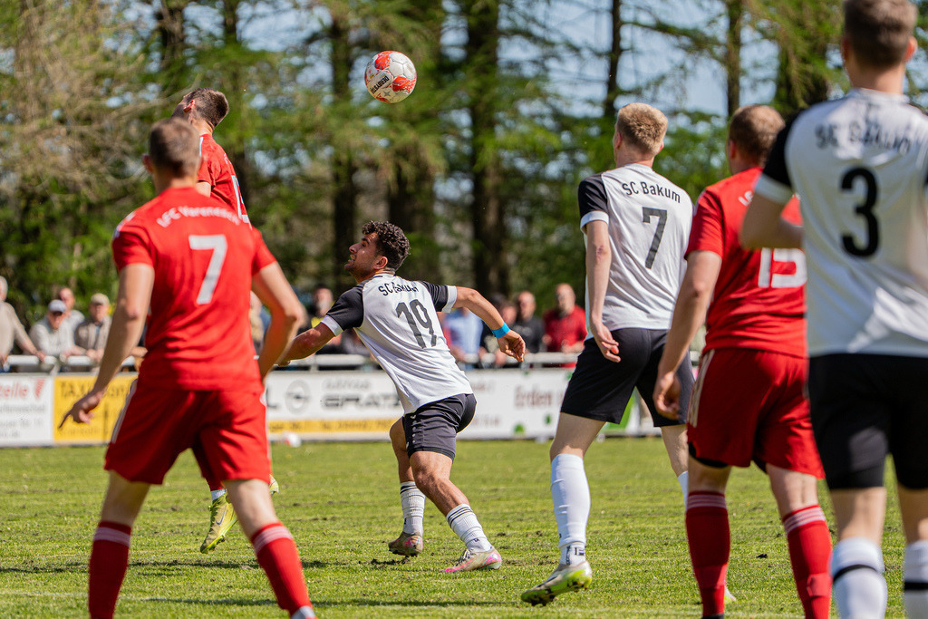 Fußball I Herren I Saison 2025-2026 I Kreisliga VEC I 24. Spieltag I 1. FC Varenesch - SC SW Bakum I 11935 | jns.sportfotos - Realisiert mit Pictrs.com