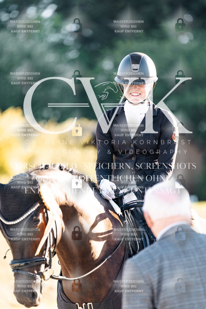 CK907258 | Turnierfotografie Pferdefotografie Trier Rheinland-Pfalz Pferdesport Reitsport Tierfotografie Sportfotografie Pferdevideo Pferdevideografie Equestrianvideography equestrianphotography  - Realisiert mit Pictrs.com
