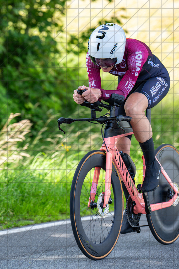 LVM EZF Niederesachen | Strößner Christina(Osnabrücker Sportclub v. 1849 e.V.)//  Wellingholzhausen, Deutschland, 22.06.25: LVM EZF Niederesachen //   CREDIT:www.bullenfotos.de, Martin König, Hörner Weg 40, D-49078 Osnabrück, +4917663732967 // Nutzung und Weitergabe nur zu den vereinbarten Zwecken. Presseanfragen an Ersteller. Alle Rechte beim Ersteller. Honorierung nach MFM. - Realisiert mit Pictrs.com