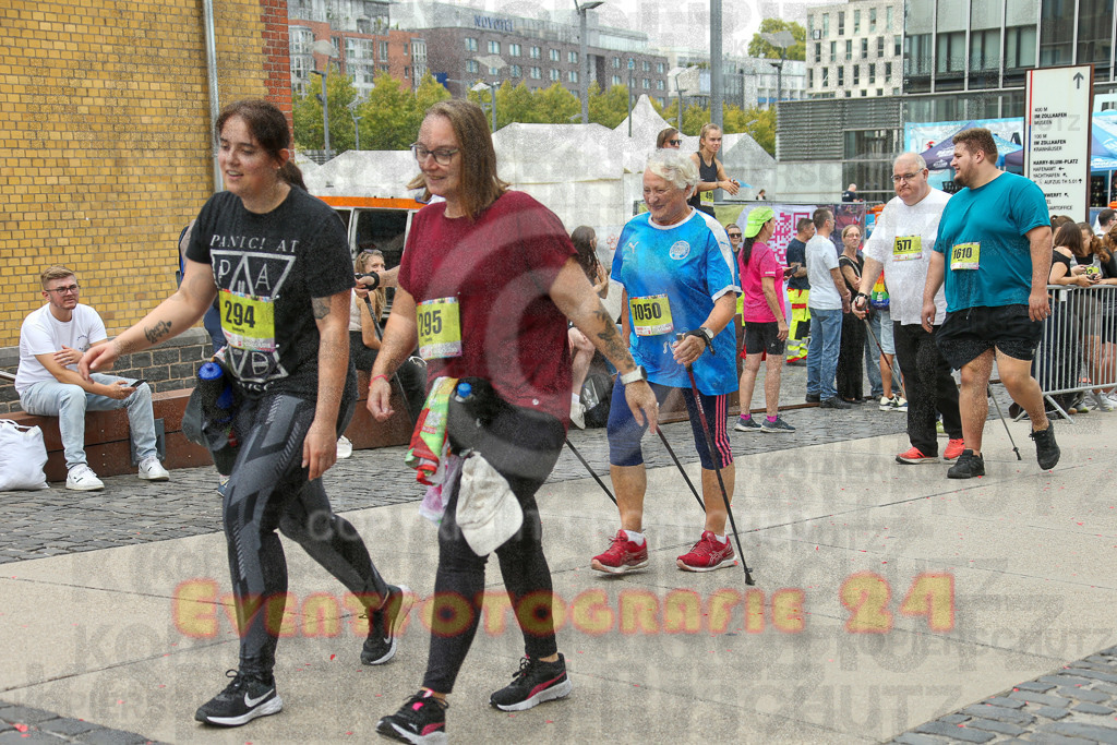250920_1302_EX1_3914 | Sportfotografie im Rhein-Sieg Kreis, Köln, Bonn, NRW, Rheinland Pfalz, Hessen, etc. Unser Tätigkeitsfeld umfasst den Laufsport vom Volkslauf über den Marathon, Duathlon, Triathon bis zum Ultralauf wie Kölnpfad Ultra oder Schindertrail.