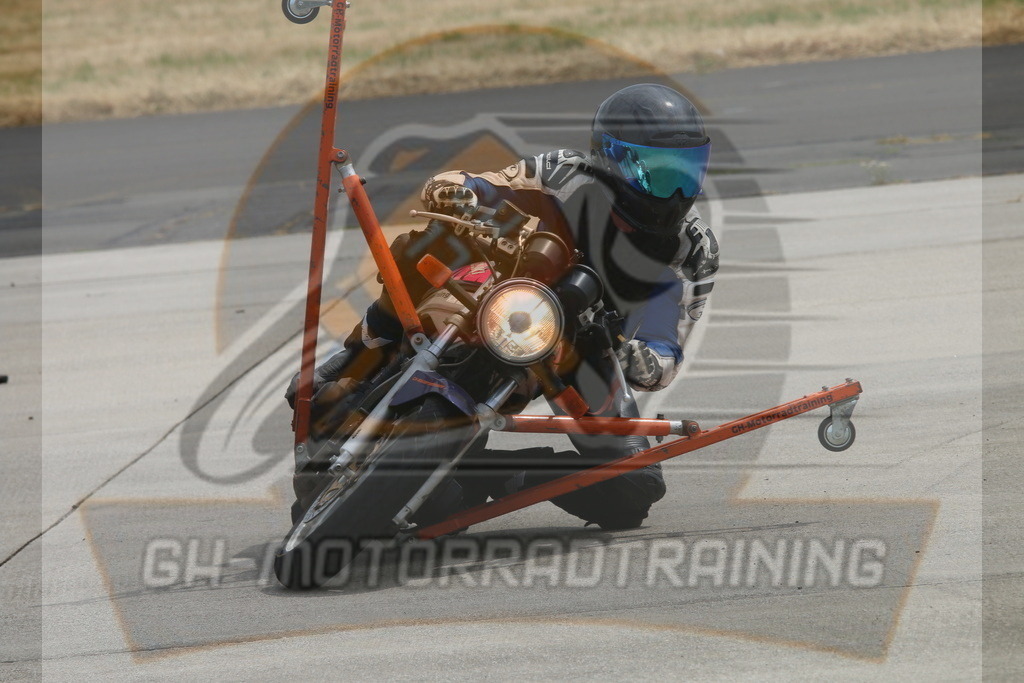 IMG_3257 | gh-motorradtraining-foto.de - Realisiert mit Pictrs.com