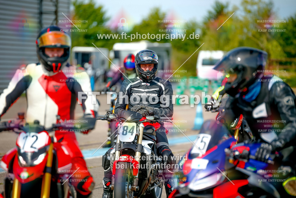 _MOT0845 | Hier findet Ihr Bilder von Touristenfahrten auf der Nürburgring Nordschleife oder von anderen Veranstaltungen die ich besucht habe. Viel Spass beim Durch Schauen 