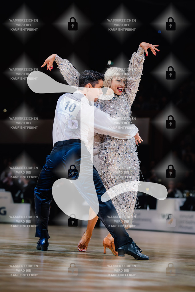 Goldstadtpokal 2025 - WDSF World Open Latin 2nd (10) Malthe Brinch Rohde _ Sandra Sorensen (Denmark)-2025-01-25-1622 | Webshop for digital downloads and prints of dance sport, event & show photographer Julian Link - Realisiert mit Pictrs.com