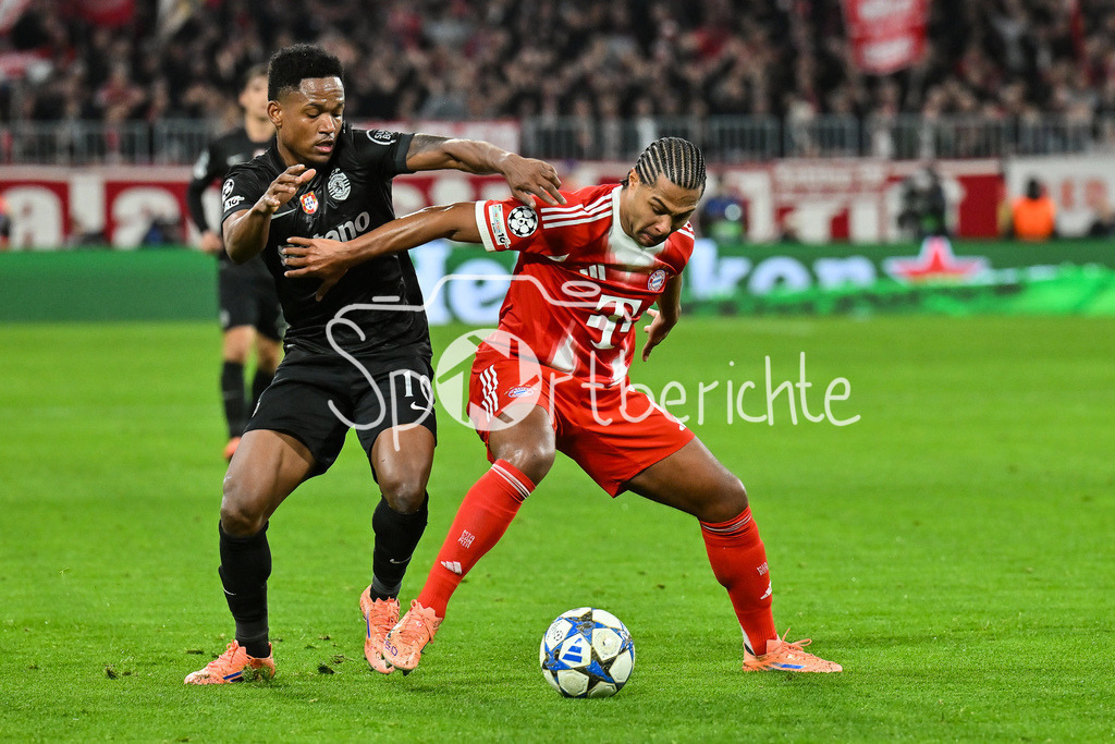 FC Bayern München - Sporting Lissabon | MUNICH, GERMANY - 09. DECEMBER: im Duell Geny CATAMO (Sporting CP 10) und Serge GNABRY (FC Bayern Munich 7) während dem Match zwischen dem FC Bayern München und Sporting Lissabon am 6. Spieltag der UEFA Champions League Ligaphase in der Allianz Arena