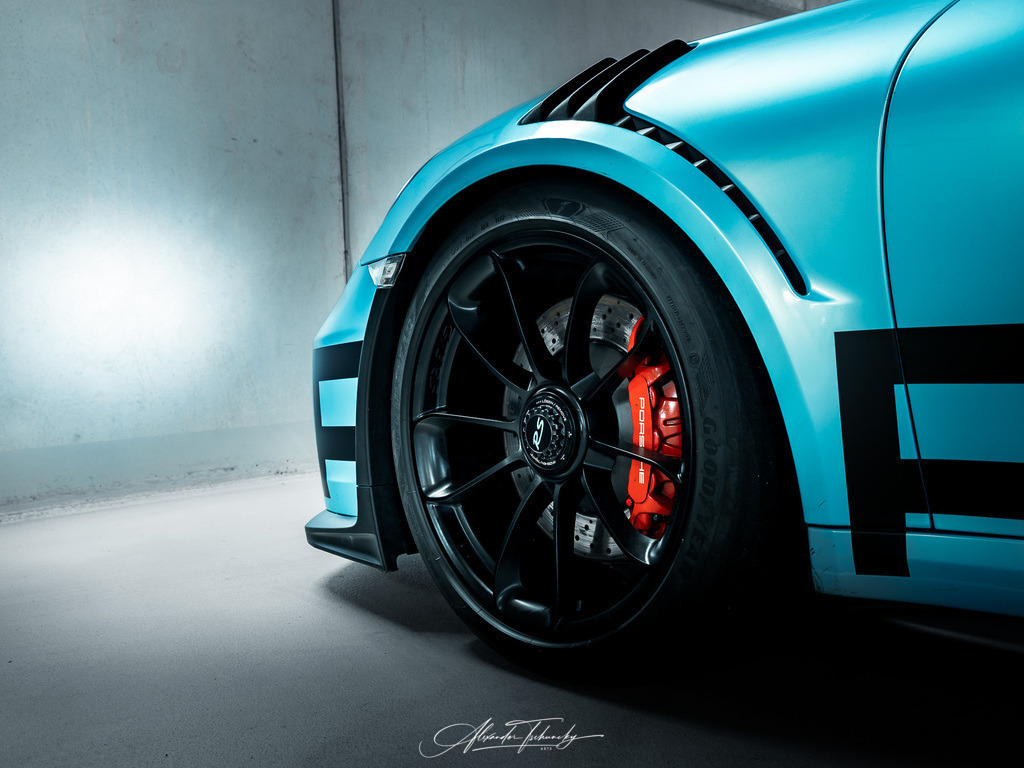 R6AT0532 _Alexander Tschuncky | Entdecken Sie die faszinierende Welt von Alexander Tschuncky Arts: Kreative Fotografie, atemberaubende Automobilkunst und hochwertiger Bilderdruck. Lassen Sie sich inspirieren! - Realisiert mit Pictrs.com