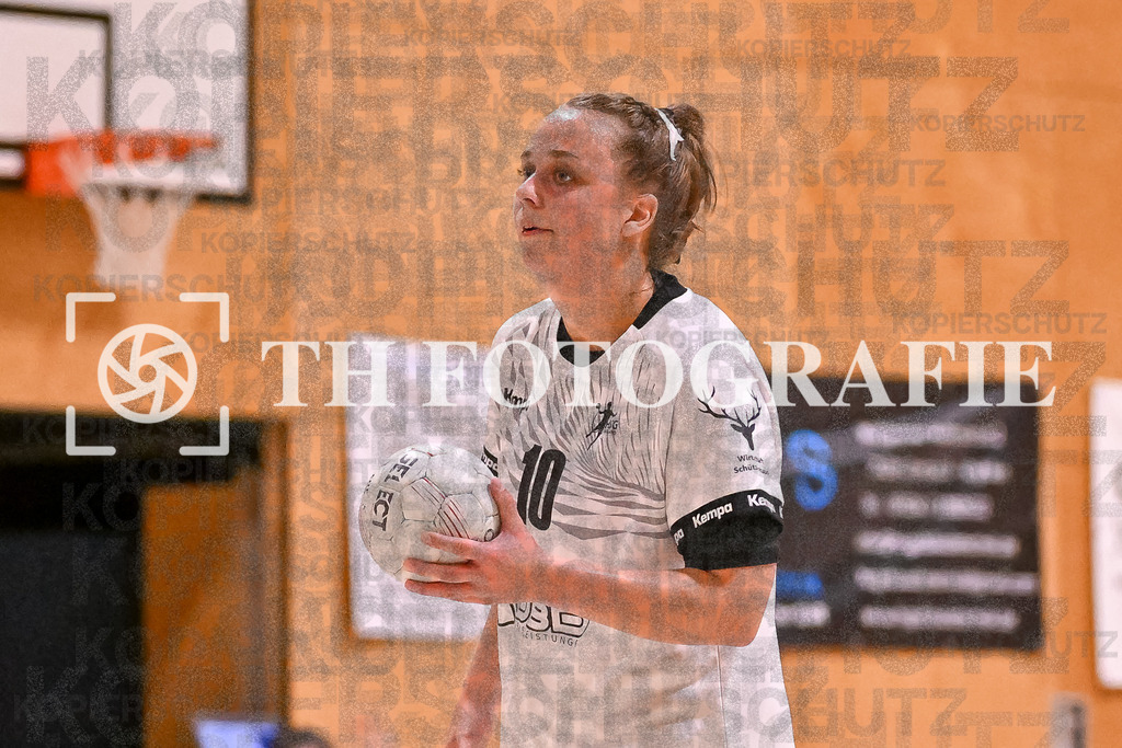 GER, SG Maulburg/Steinen - HSG Dreiland, Frauen-Handball, Oberliga Suedbaden, 3. Spieltag, Saison 2024/2025, 12.10.2024 | Tina Wollschlaeger (HSG Dreiland, #10) beim Freiwurf.GER, SG Maulburg/Steinen - HSG Dreiland, Frauen-Handball, Oberliga Suedbaden, 3. Spieltag, Saison 2024/2025, 12.10.2024Foto: TH Fotografie/Thomas Hess