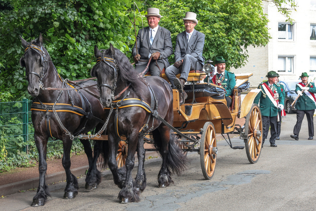 top-top.de 240602-057 | Foto, Video, Fotografie, Videografie, Fotobox, DJ, Discjockey, Musik, Musikbox, Veranstaltung, Photobooth, Amazon, Ebay, Buchtipp, Bestseller, Autor, Verlag, Buch, Wesel, Hamminkeln, NRW, Dinslaken, Rees, Drohne, Hochzeit, Party, Fotobox, Wesel, Fotograf