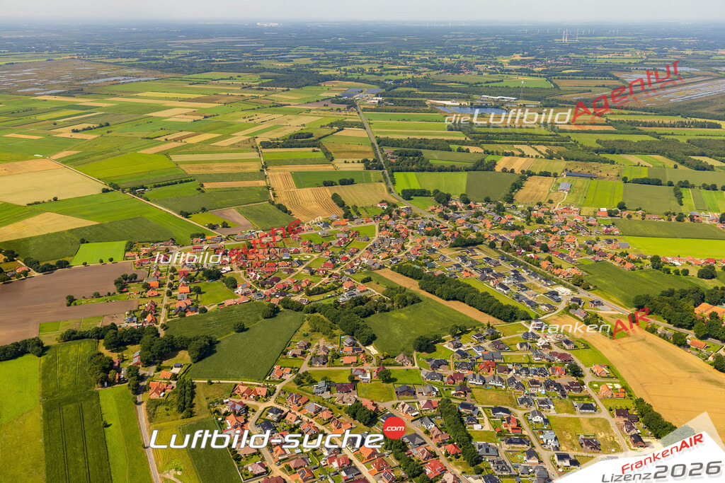 Luftaufnahme Hinternberg Esterwegen - Die Luftaufnahme wurde 2025 vom UL-Flugzeug heraus erstellt ( ohne Drohne ) - Hochauflösende Luftaufnahme - für professionelle Ausdrucke geeignet. Die Geschenkidee !Mit Lizenz und Bildrechte bestellbar