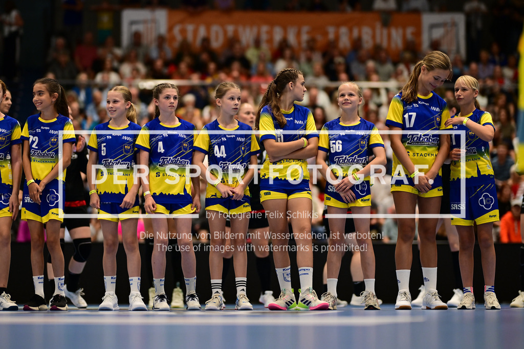 Handball I Frauen I Saison 2025-2026 I 1. HBF I 2. Spieltag I Buxtehuder SV - Thüringer SV I 18418 | Der Sportfotograf. - Realisiert mit Pictrs.com