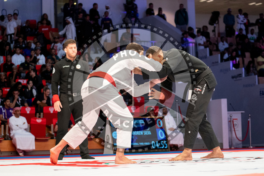 20231108PBB1126 | Fighters compete during the AJP World Professional Championship in the Mubadala Arena in Abu Dhabi, Arab United Emirates, on November 8, 2023.