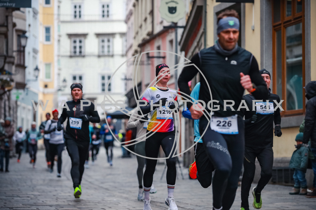 SILVESTERLAUF LINZ 25 | Linz, AUSTRIA, 31. Dezember 25, TRIRUN SILVESTERLAUF LINZ 25 , Image shows: 
Photo: WAPICS / BINDER Manuel