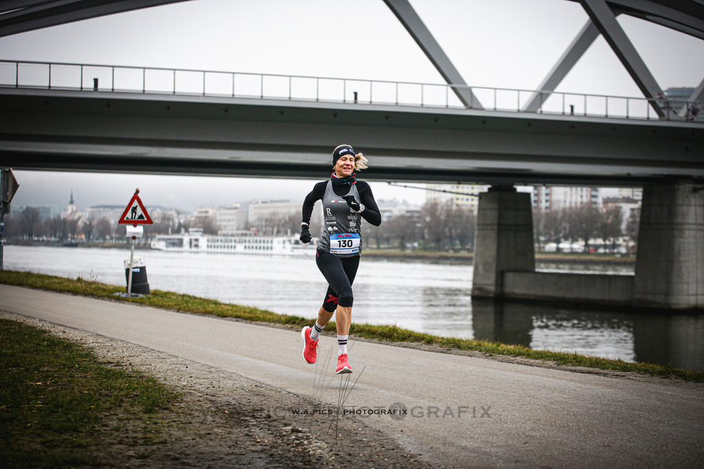 ..... | Linz, AUSTRIA,14. Dezember 25, ALOHA WINTERLAUF DEZEMBER 25 , Image shows: Photo: WAPICS / Andreas Willdoner