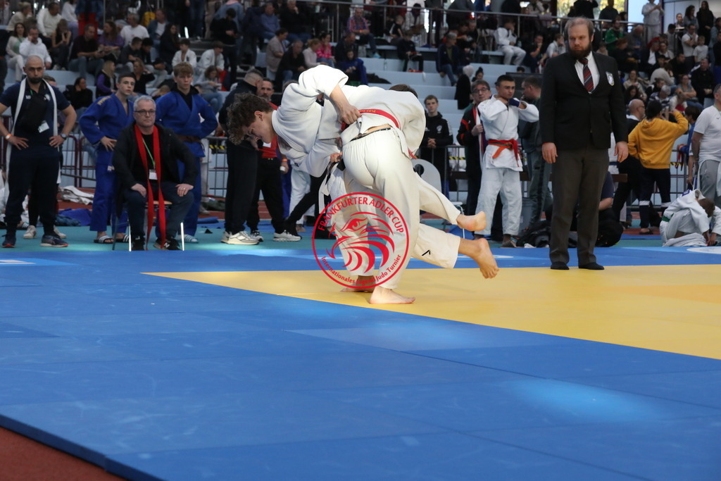 1J7A2334 | Fotos vom Adler Cup - Pictures from Adler Cup

Hier findet Ihr alle Eindrücke und großen Momente der Adler Cup Wochenenden. Here you will find all impressions and great moments of the Adler Cup weekends. - Realisiert mit Pictrs.com