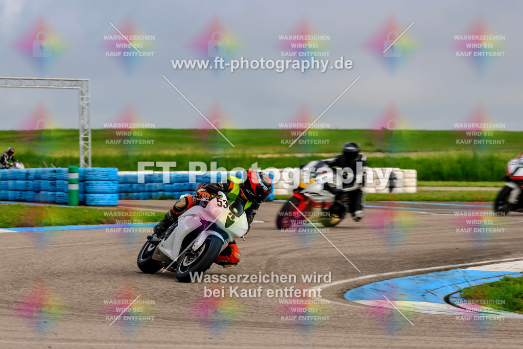 MotoTeam-8189 | Hier findet Ihr Bilder von Touristenfahrten auf der Nürburgring Nordschleife oder von anderen Veranstaltungen die ich besucht habe. Viel Spass beim Durch Schauen 