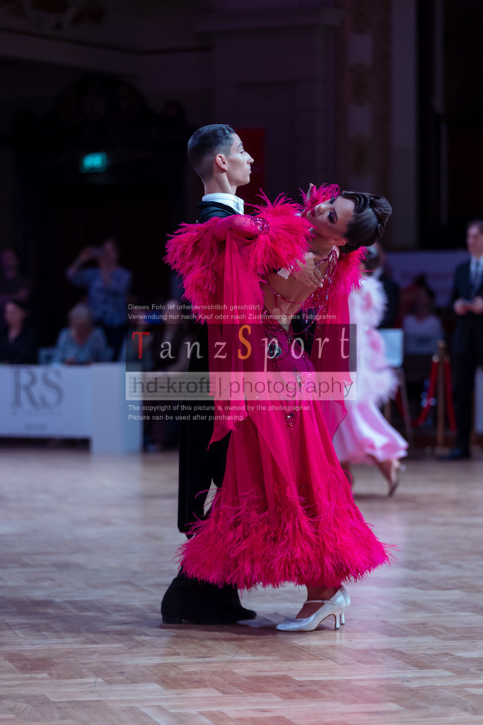 20250705_WDSF_Open_JunII_Std-dC25-2652 | Tanzsportbilder, Standardtanz, Lateintanz, WDSF, DTV, LTVB, dancecomp, goc, hessen tanzt, blaues band der spree, walzer, tango, wiener walzer, slowfox, quickstepp, samba, rumba, cha-cha-cha, paso doble. jive, hd-kroft photography, turniertanzsport