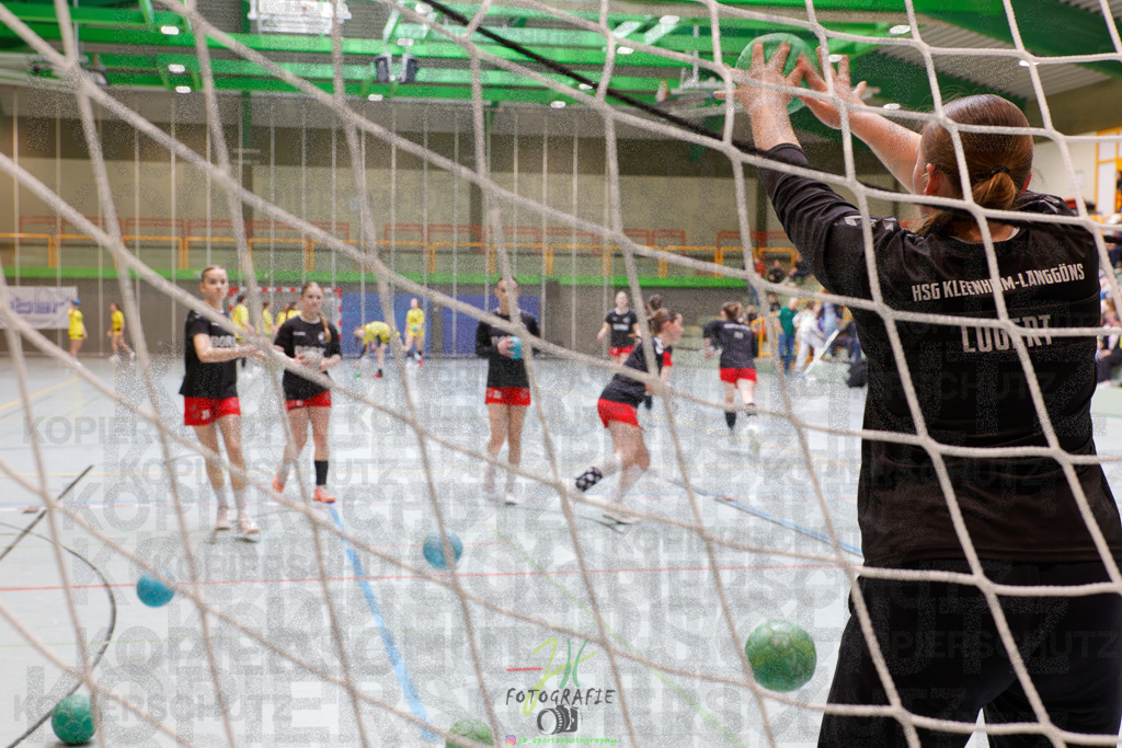 Hessenmeisterschaft wJC - Finale; HSG Kleenheim - HSG Weiterstadt/ Braunsh.Worf. | Hessenmeisterschaft wJC - Finale; HSG Kleenheim - HSG Weiterstadt/ Braunsh.Worf. am 22.03.2025 in Biedenkopf (Sporthalle Lahntalschule)Photo © 2025 - Jörg Heinrich - Realisiert mit Pictrs.com
