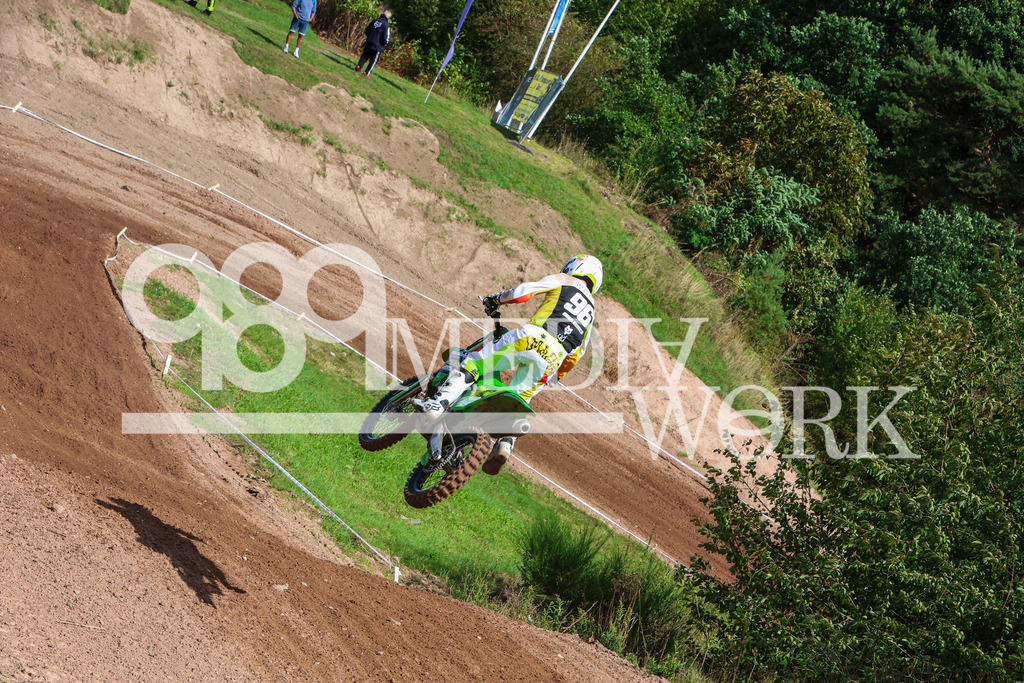 5E6A0307 | 989 MEDIAWORK