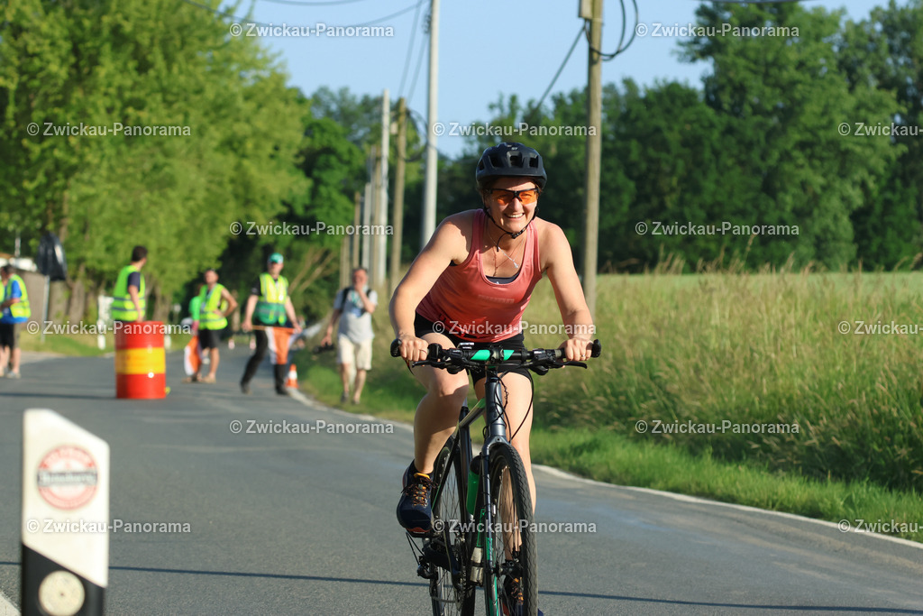 Tag 1 Rad Klein-077 | Urban. Natur. Panorama. Luftbild. 
Der Bildershop für aufregende Perspektiven!
Für Deko, Wandbild und Kalender!
Wir bringen LED-Bilder zum Leuchten!
