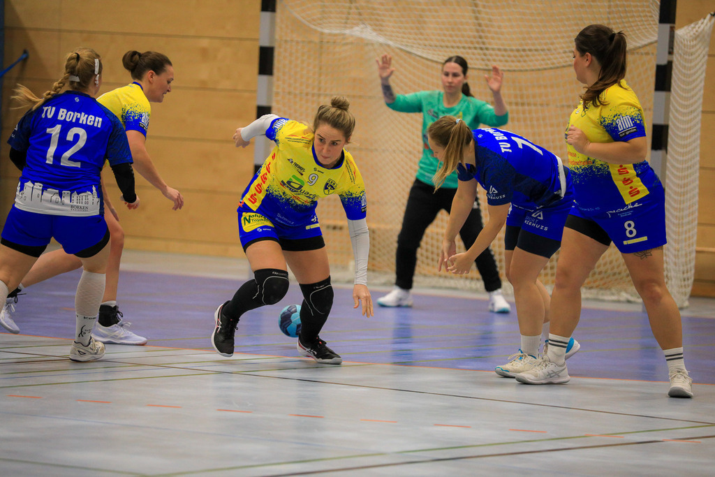 TvBorkenIII_SVN_161125_025 | Bildergalerie von Sport-Ereignissen aber auch von weiteren spannenden Dingen - nicht nur vom Niederrhein. In Anlehnung an den bekannten Spruch von Hanns Dieter Hüsch heißt das Motto: "Niederrhein ist überall".  - Realisiert mit Pictrs.com