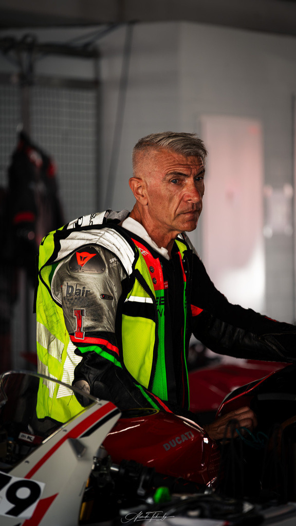 Ducati Trackday Hockenheimring 2026 | Entdecken Sie die faszinierende Welt von Alexander Tschuncky Arts: Kreative Fotografie, atemberaubende Automobilkunst und hochwertiger Bilderdruck. Lassen Sie sich inspirieren! - Realisiert mit Pictrs.com