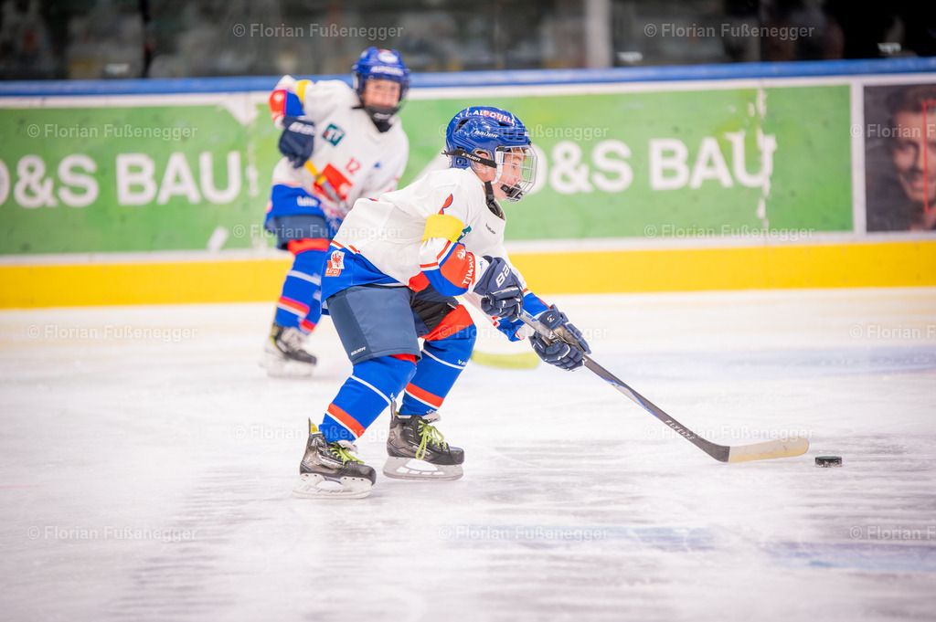 DSC_3908 | "Fussifoto.com – Ihr Ansprechpartner für hochwertige Fotografie! Entdecken Sie kreative Bilder und professionelle Dienstleistungen. Kontaktieren Sie uns für Ihre Projekte!"