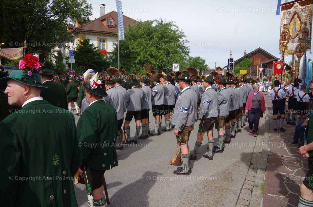 IMGP5321 | fotografiert von Axel PollmannLeonhardi Wallfahrt Benediktbeuern und Murnau, Fronleichnam, Fasching, Landschaft im Loisachtal und Benediktbeuern  - Realisiert mit Pictrs.com