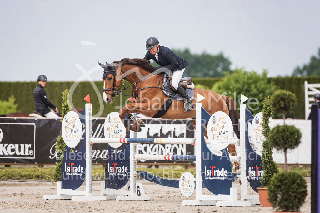 250530_MayDays_SprPf-M-431 | Deine schönsten Turniermomente als professionelle Fotos! Entdecke hochwertige Pferdesport-Fotografie im Online-Shop. Jetzt Fotos finden & bestellen!