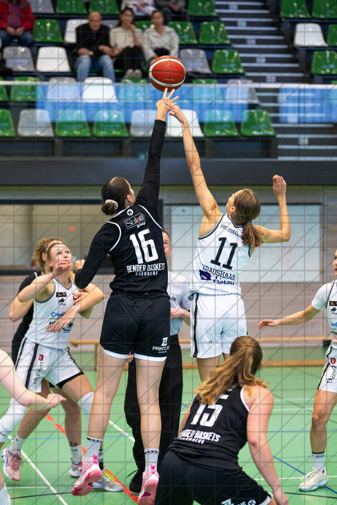 2. DBBL Nord 24/25 | 06.10.2024 | BBC OS vs. Bender Baskets Grünberg | 2. DBBL Nord 24/25 | 06.10.2024 | BBC OS vs. Bender Baskets Grünberg - - - - - CREDIT, www.bullenfotos.de, Martin König, Hörner Weg 40, D-49078 Osnabrück, +4917663732967, Nutzung und Weitergabe nur zu den vereinbarten Zwecken. Presseanfragen an Urheber. Alle Rechte beim Urheber. - - - - - - Realisiert mit Pictrs.com