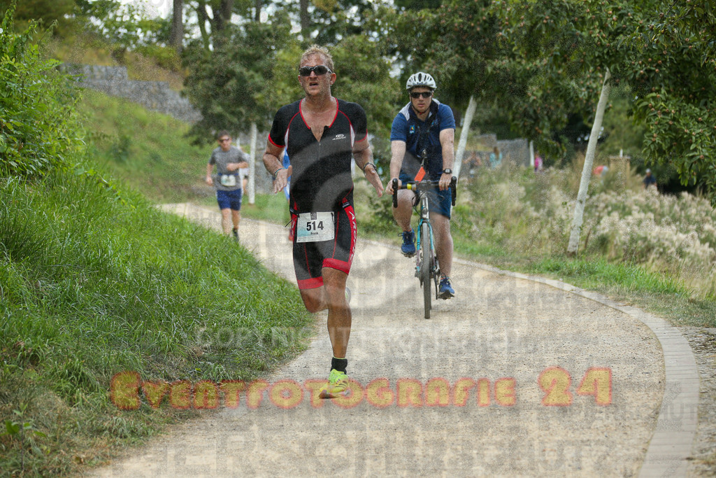 250824_1403_EX1_4829 | Sportfotografie im Rhein-Sieg Kreis, Köln, Bonn, NRW, Rheinland Pfalz, Hessen, etc. Unser Tätigkeitsfeld umfasst den Laufsport vom Volkslauf über den Marathon, Duathlon, Triathon bis zum Ultralauf wie Kölnpfad Ultra oder Schindertrail.