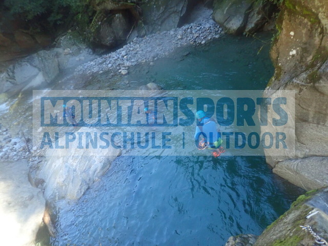 P1010065 | Bestelle die Bilder deines Berg- oder Wasser-Abenteuers mit Mountain Sports bequem von zu Hause aus direkt über unseren Online Fotoshop von pictrs.com. - Realisiert mit Pictrs.com