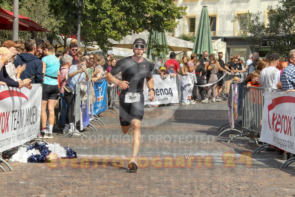 250824_1456_EV4_2411 | Sportfotografie im Rhein-Sieg Kreis, Köln, Bonn, NRW, Rheinland Pfalz, Hessen, etc. Unser Tätigkeitsfeld umfasst den Laufsport vom Volkslauf über den Marathon, Duathlon, Triathon bis zum Ultralauf wie Kölnpfad Ultra oder Schindertrail.
