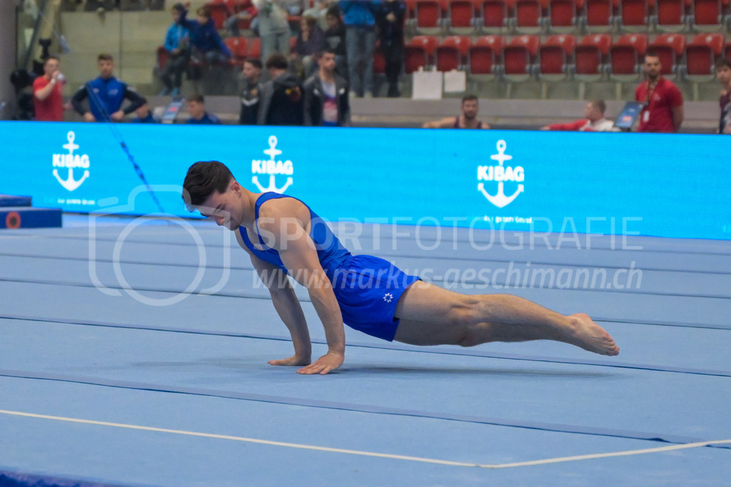 Schweizer Meisterschaften Kunstturnen Mannschaften Männer (A) - 22. November 2025 | Schweizer Meisterschaften Kunstturnen Mannschaften Männer (A)AXA Arena, WinterthurBild: Sportfotografie Markus Aeschimann | www.markus-aeschimann.ch - Realisiert mit Pictrs.com