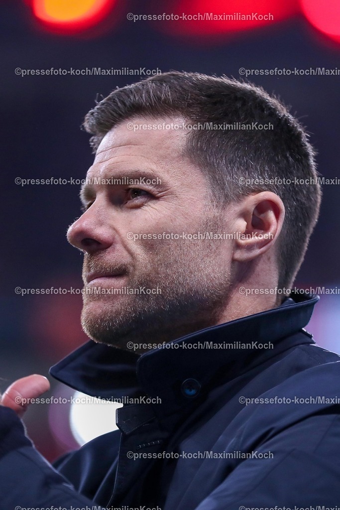 Lev15022501363 | 15.02.2025, Fußball, Bayer 04 Leverkusen - FC Bayern München, 1. Fußball Bundesliga, 22. Spieltag, BayArena, Saison 2024 2025: Cheftrainer Xabi Alonso (Bayer 04 Leverkusen Trainer)DFB regulations prohibit any use of photographs as image sequences and or quasi-video.