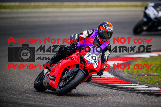 MaZZes_FotoMatrix_240717_6007705_6273 | INST