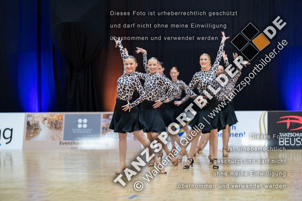 20230513-10170 | Hier finden Sie Tanz Bilder vom Latein und Standard Formationen tanzen. Sportbilder vom Tanzsport. Schöne Fotos und von Weltmeisterschaft, Europameisterschaft, Bundesliga, Regionalliga, Oberliga und Landesliga sowie von GOC Stuttgart, DanceComp, WM Bremen