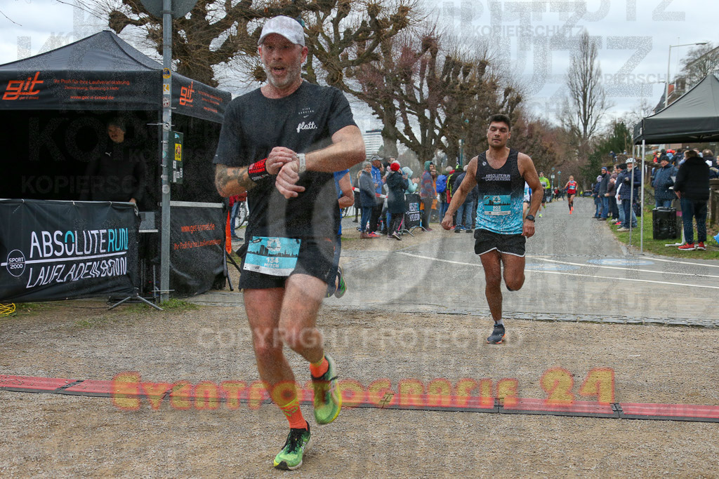 231231_1153_EX1_4382 | Sportfotografie im Rhein-Sieg Kreis, Köln, Bonn, NRW, Rheinland Pfalz, Hessen, etc. Unser Tätigkeitsfeld umfasst den Laufsport vom Volkslauf über den Marathon, Duathlon, Triathon bis zum Ultralauf wie Kölnpfad Ultra oder Schindertrail.