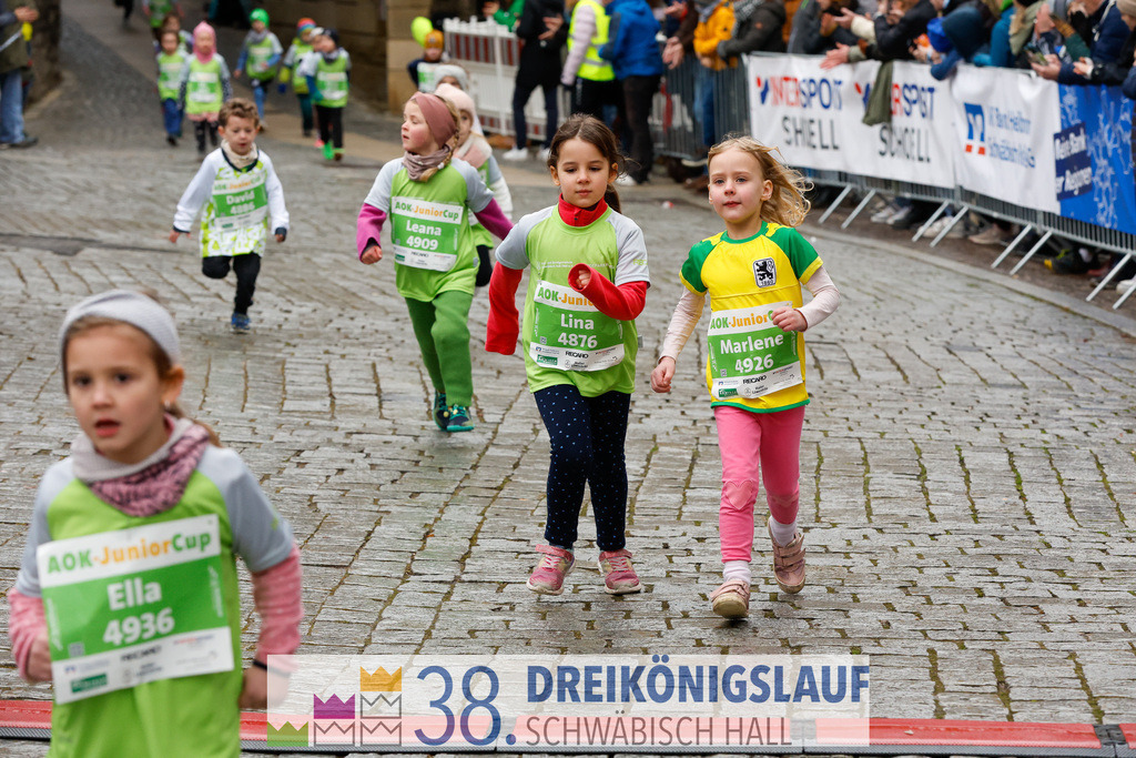 400m AOK Junior Cup | 3 Koenigslauf 2024 400m AOK Junior Cup - Realisiert mit Pictrs.com