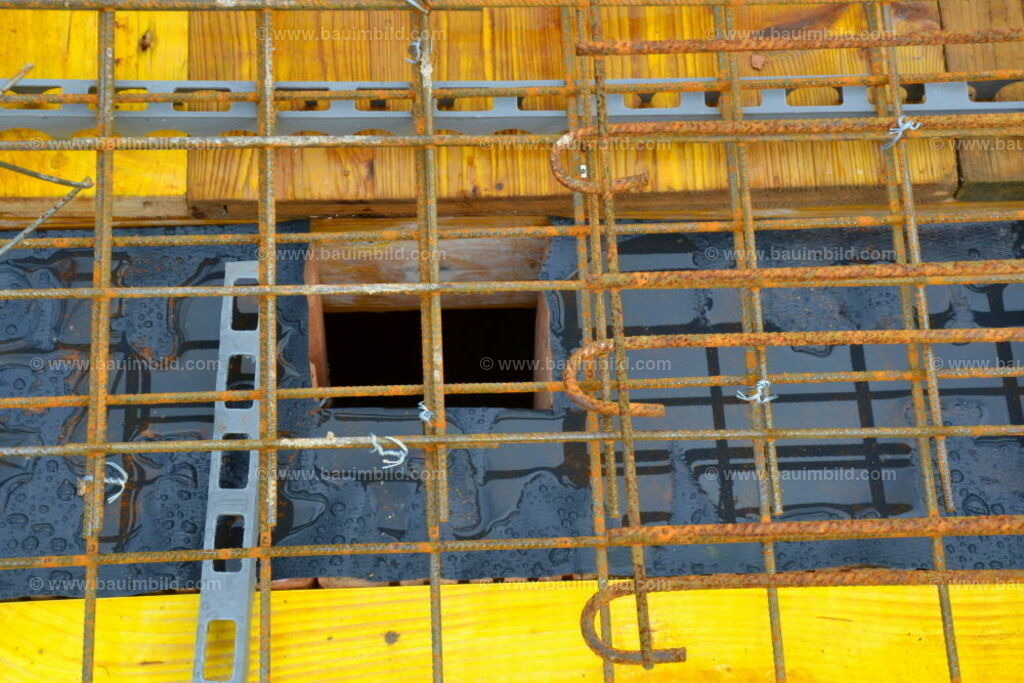 bib-lg04-betonarbeiten-decken-0649 | Nach LV-Leistungsgruppen sortierte Detailfotos über den Bau eines Hauses. Alle Hausbau-Bilder direkt vom Urheber und Autor der Website Haus-Selber-Bauen.com