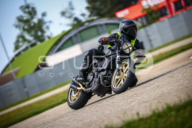 0213-250503_DCB-008_213 | Deine Full-Service-Agentur für ✔️Videoproduktionen und ✔️Motorsportfotografie Jetzt Angebot anfragen!