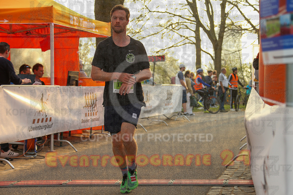 250328_1755_EX1_6013 | Sportfotografie im Rhein-Sieg Kreis, Köln, Bonn, NRW, Rheinland Pfalz, Hessen, etc. Unser Tätigkeitsfeld umfasst den Laufsport vom Volkslauf über den Marathon, Duathlon, Triathon bis zum Ultralauf wie Kölnpfad Ultra oder Schindertrail.