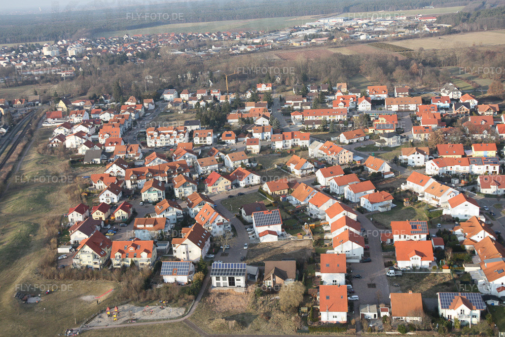 Wohngebiet der Mehrfamilienhaussiedlung Ost | Luftbild: Wohngebiet der Mehrfamilienhaussiedlung Ost in Bellheim im Bundesland Rheinland-Pfalz in Deutschland. Foto: IMG_17205.jpg vom 28.02.2009 durch Werner Riehm/FLY-FOTO.de - Realisiert mit Pictrs.com