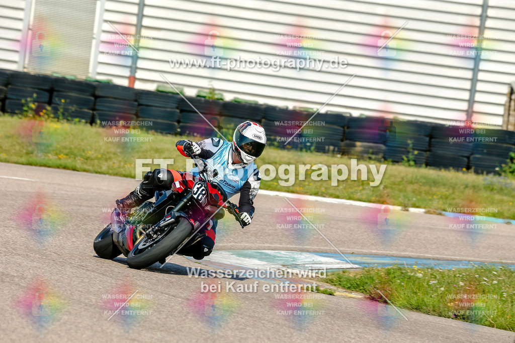 Chambley Juli-0396 | Hier findet Ihr Bilder von Touristenfahrten auf der Nürburgring Nordschleife oder von anderen Veranstaltungen die ich besucht habe. Viel Spass beim Durch Schauen 