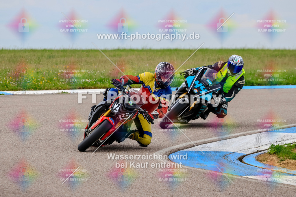 MotoTeam-2077 | Hier findet Ihr Bilder von Touristenfahrten auf der Nürburgring Nordschleife oder von anderen Veranstaltungen die ich besucht habe. Viel Spass beim Durch Schauen 