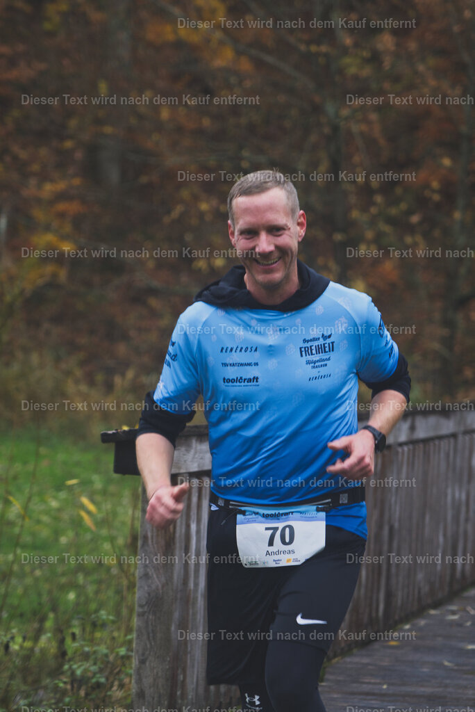 cineathletes-huegelland-2025-11-09-10-44-41 | Sportfotografie rund um Obstacle Course Racing und Trail Run - Realisiert mit Pictrs.com