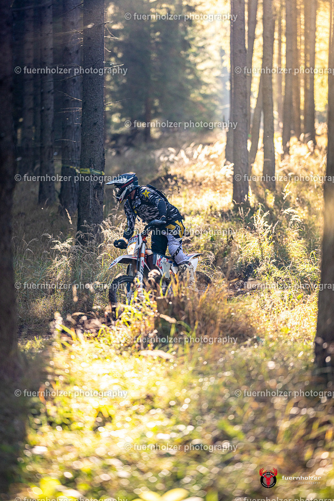 fuernholzer_251026-C2-23 | Fotografische Impressionen von der Red Stag Enduro Extreme by fuernholzer-photography.com. Endurosport in Österreich fotografisch festgehalten von fuernholzer. Auftragsfotografie für Private, Gewerbefotos und Industriefotografie. Eventfotografie, Sportfotografie und Motorsportfotografie. Anbieter von Fotoworkshops, Fototraining, fotografischen Vorträgen und Fotoseminaren.