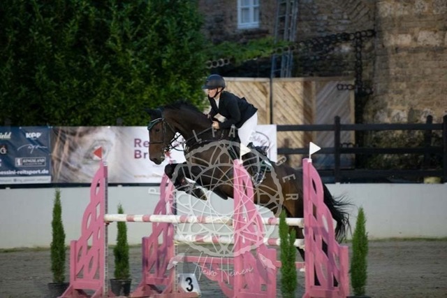 2B4A1913 | pixelfaenger - Realisiert mit Pictrs.com