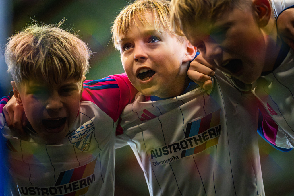 _BLR9145 | Professionelle Fußball- und Sportfotografie. Spielbilder online ansehen und kaufen – Einzelbilder oder komplette Galerien in hoher Qualität. - Realisiert mit Pictrs.com