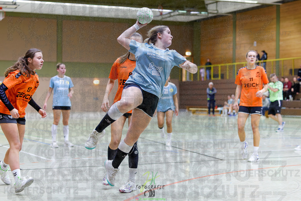 Bezirksliga weibl. A-Jugend; HSG Eibelshausen/Ewersbach - VfB Driedorf | Bezirksliga weibl. A-Jugend; HSG Eibelshausen/Ewersbach - VfB Driedorf am 30.10.2025 in Eibelshausen (Holderberghalle)Photo © 2025 - Jörg Heinrich - Realisiert mit Pictrs.com