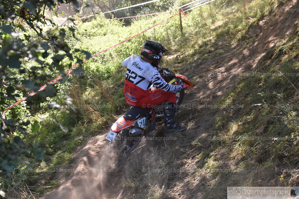 DSC_0030 | Sportfotografie , Motorsport, Motoross, Reitsport, Mointainbike, Enduro,
Landschaft , Outdoor, Eventfotografie, Landschaft, Bilder online bestellen - Realisiert mit Pictrs.com