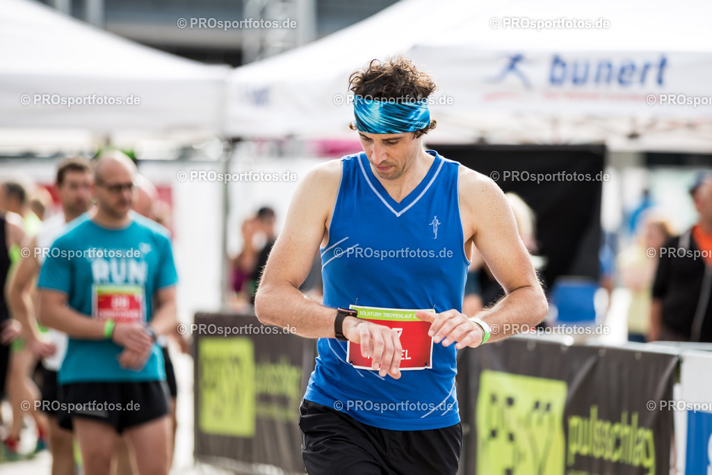 20220828_treppenlauf_FotoSteffieWunderl_0183 | Professionelle Fotos Ihrer Laufsportveranstaltung.